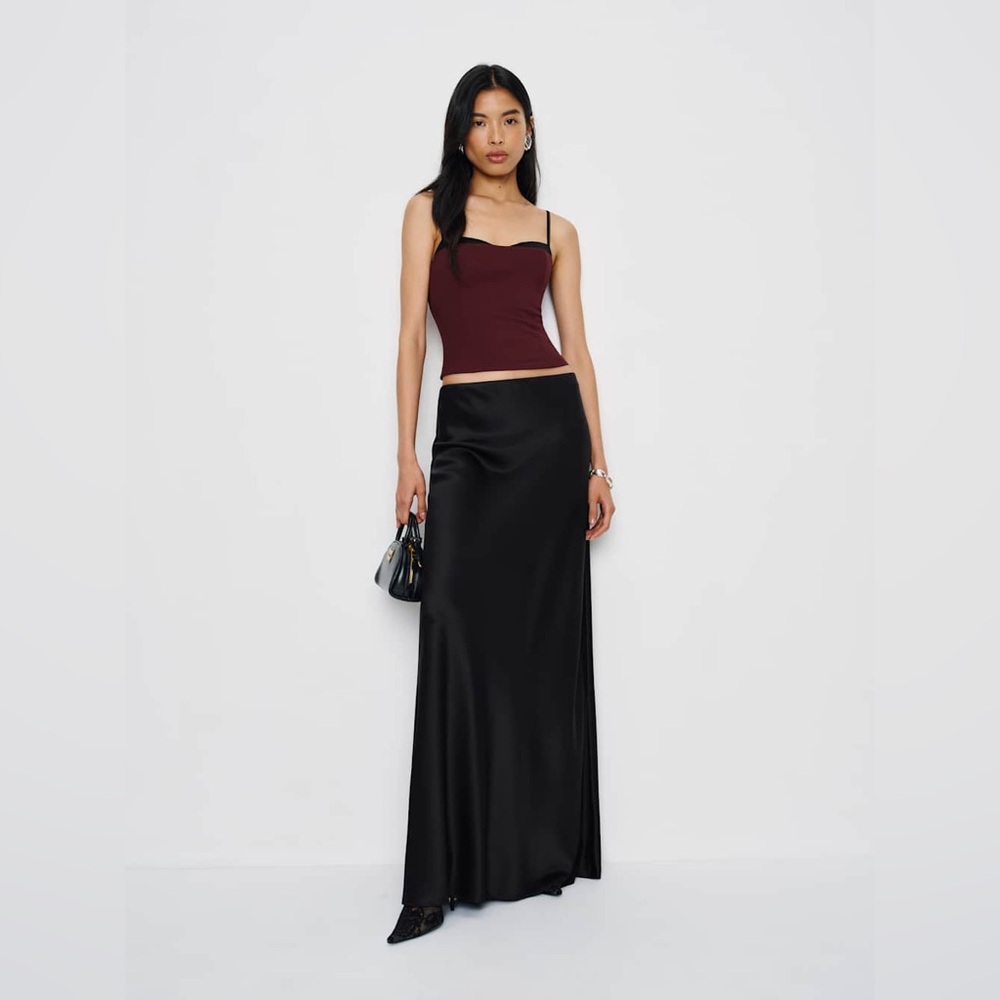 Reformation Melanie top in wine - size 6